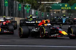 Perez wint GP Azerbeidzjan, Verstappen tweede na tactische misser Red Bull
