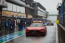 FIA temporarily stops the clock, more time for the F1 grid to race