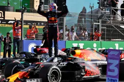 Verstappen onderdeel van het succes: 'Max deed het top'