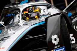Mercedes again dominant in Formula E qualifying