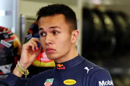 Hamilton over Albon: "Hopelijk steunt Red Bull Racing hem wél"