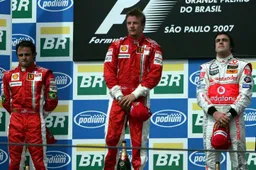 Een wijze les voor de marshals: ''Raak Raikkonen nooit aan''