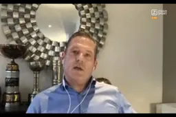 Jos gaat met Max praten over inhaalactie in China