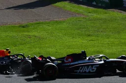 Piloto Penske de IndyCar: "Pérez fuera. Ricciardo de vuelta en Red Bull"