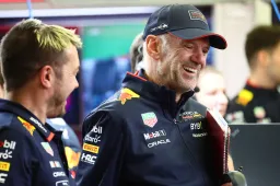 Jornal inglês diz que Newey avisará Red Bull sobre saída nos próximos dias