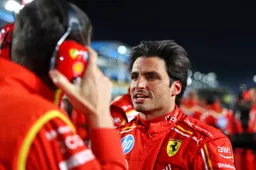 Final battle in Ferrari awaits Sainz: 'Nothing to lose'