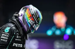 "I didn't understand" - Hamilton bemused by Verstappen incident