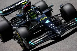 Hamilton no está satisfecho con el Mercedes en Brasil: "Nada agradable"