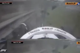 Watch: Kubica's massive FP2 shunt in Brazil