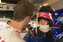 Romain Grosjean komt zijn excuses aanbieden bij Pierre Gasly na botsing