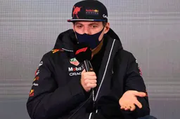Verstappen bevestigt: 'Pas mijn rijstijl aan zodat de auto hard gaat'