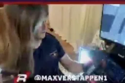Penelope causes Verstappen to smile: 'Hi silly boys!'