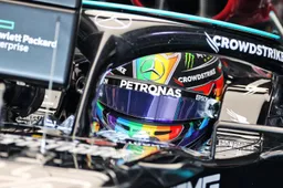 Valt Mercedes terug op sandbaggen? 'Hamilton rijdt in VT1 met oude motor'