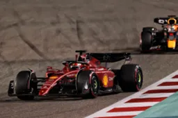 Watch: Verstappen and Leclerc fight for first place at Bahrain GP