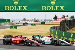 'Mercedes verdenkt Ferrari van gebruik van illegaal gaspedaal'