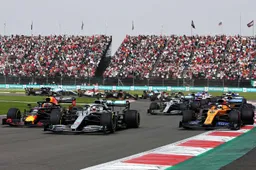 Hamilton: "Ik geef Verstappen normaal éxtra ruimte, maar vandaag was die er niet"