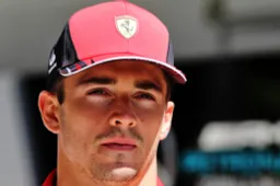 Leclerc ziet naast Red Bull belangrijke concurrent: 'Sterk team'