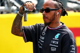 Está se sentindo frustrado? Hamilton dá sua opinião sobre a McLaren
