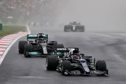 Tsunoda wilde Hamilton lang achter zich te houden: 'Wil dat Verstappen titel wint'