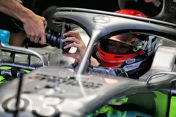 Russell tops Bahrain testing
