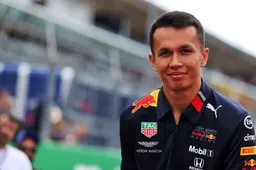Albers: "Snap nog steeds niets van keuze om Albon en Gasly te wisselen"