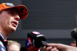 Les radios de l'équipe de Verstappen saisissent le paddock, mais tout le monde n'est pas aussi critique.
