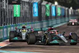 Mercedes sees light at end of tunnel: 'With both cars in top six'