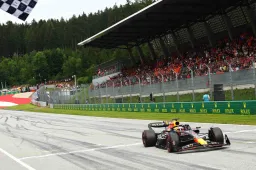 Hans Zimmer provides unique version of national anthem at Austrian GP