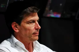 Wolff ziet een simpele oplossing voor interne problemen bij Red Bull
