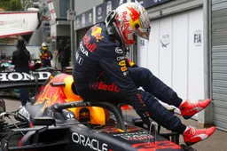 In beeld: Verstappen vloekt over teamradio na afbreken poleronde door rode vlag
