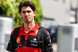 Giovinazzi and Schumacher on track at the same time in battle for seat