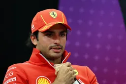 Sainz in gesprek met meerdere teams: 'Hopelijk is het snel rond'