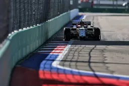 Sunday summary- Hamilton wins in Russia after Vettel retires