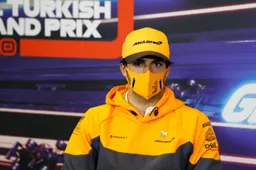 Sainz nuanceert uitspraak Verstappen: ‘Neem ook Hamilton mee’