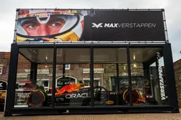 Red Bull Racing-bolide van Verstappen te bewonderen in Batavia Stad