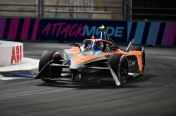 Barnard wird Bird in der Formel-E-Saison 2024/25 bei McLaren unterstützen