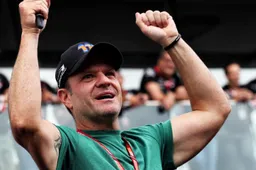 Rubens Barrichello keert terug op het podium in Formule racerij