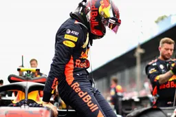 Verstappen ontvangt ook twee strafpunten na botsing met Bottas