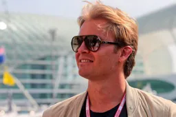 Rosberg: 'Vettel must find way out of negative spiral'