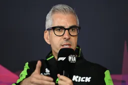 Boxenstopp-Drama bei Stake F1: Was ist da los?