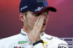 Verstappen predicts a 'long and tough' battle in Singapore