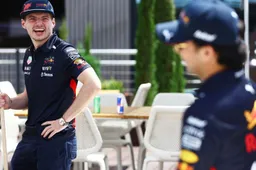 Verstappen, Perez, Sainz en Leclerc gaan stuk om persiflages van zichzelf