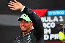 Montoya lacht om klagende Hamilton: 'Lag het aan jou of aan de auto?'