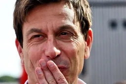 Wolff annoyed: 'You don't try to overtake in that spot'