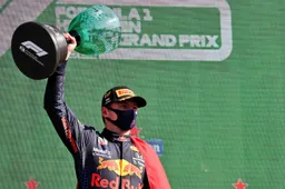 Verstappen kreeg het benauwd: 'Hij was echt de druk aan het opvoeren'