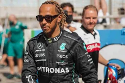Hamilton: "I don't think we are competing for wins at the moment"