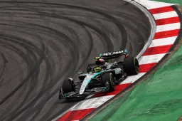 Hamilton surpreso com a Sprint: "Melhor resultado em muito tempo"