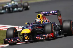 Vettel volta ao carro da Red Bull para evento em Nordschleife