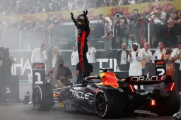 Verstappen acredita ser melhor piloto do mundo: "Tem que acreditar em si"