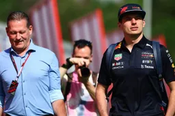 Verstappen gunt Alonso overwinning: "Hij is een echte racer, een beest"